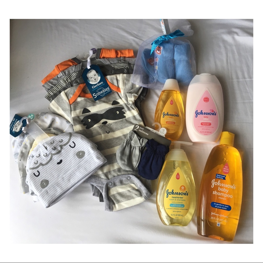 SOLD All New!! Newborn Package Value of $40